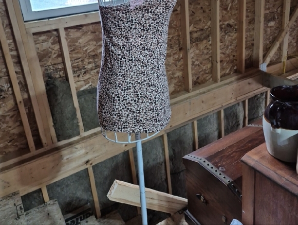 Leopard Print Lace Trim Women's Victoria's Secret Cami Top. Medium - Picture 4 of 7